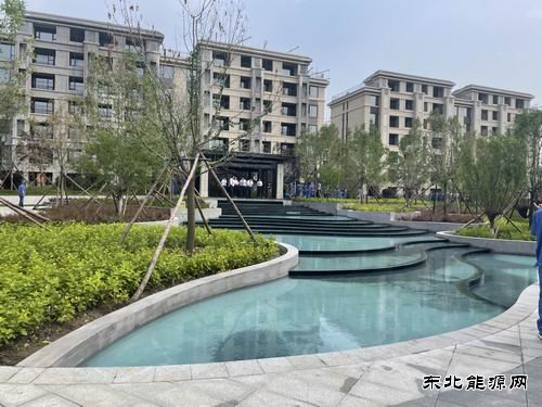 抚矿集团房地产公司：浑河城·七方块项目完成主体结构封顶