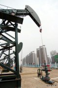 英媒关注中石油中石化减产：借机淘汰落后产能