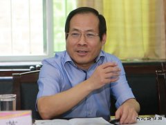 铜川矿业公司党委书记、执行董事王蓬到下石节矿慰问调研