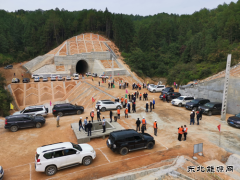 中铁二十一局：兴泉铁路四标项目部举办隧道车站防护工程观摩会