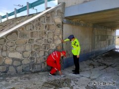 富蕴执法大队联合多部门对公路桥梁、隧道、涵洞开展全面“体检”