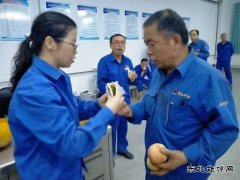 陕煤蒲白热电公司：送温暖聚人心  志愿者齐上阵