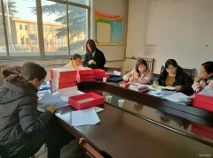蒲白中心社区：“互检互评”让党支部标准化工作再上新台阶