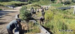 小峪煤业公司驻村工作队：改善村容村貌  成就美丽乡村