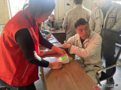 山西潞安焦化有限责任公司：关爱职工健康 温情测量血压