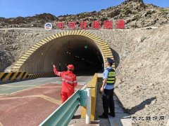 富蕴执法大队：联合开展公路安全隐患排查整治