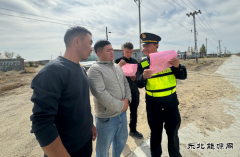 福海执法大队推普周里的“交通温度”